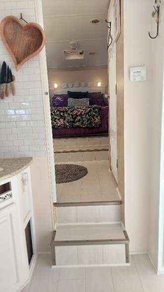 Building Photo - 9204 Old Castle Rd