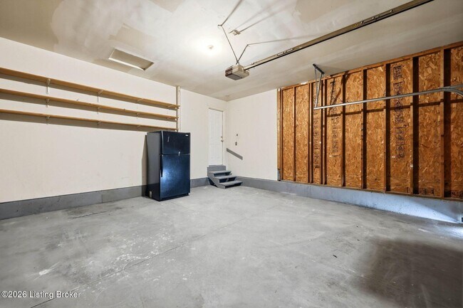 Building Photo - 4029 Orchard Lake Dr