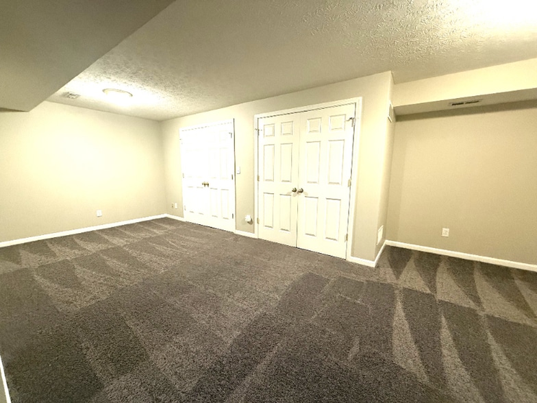 Building Photo - 12806 Lost Hill Walk