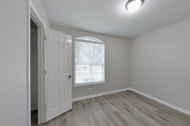 Building Photo - 308 Crooked Pine Court