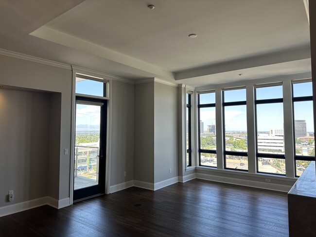 Living Room to Balcony - 7600 Landmark Way