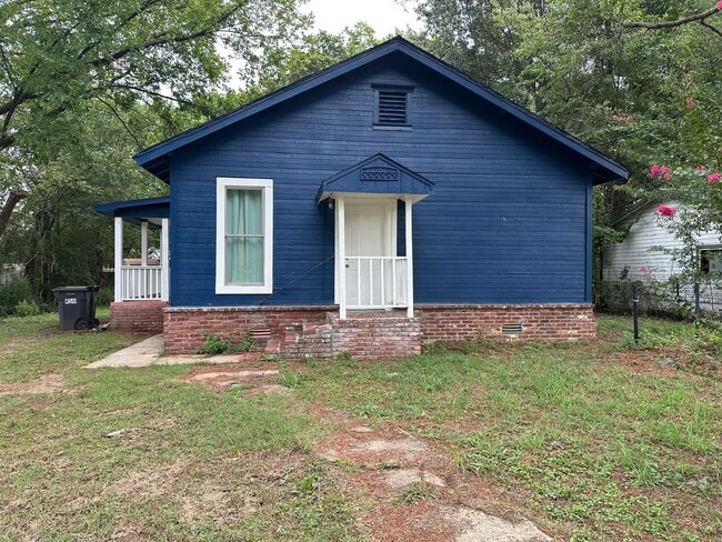 Primary Photo - Welcome to your dream home in Russellville...