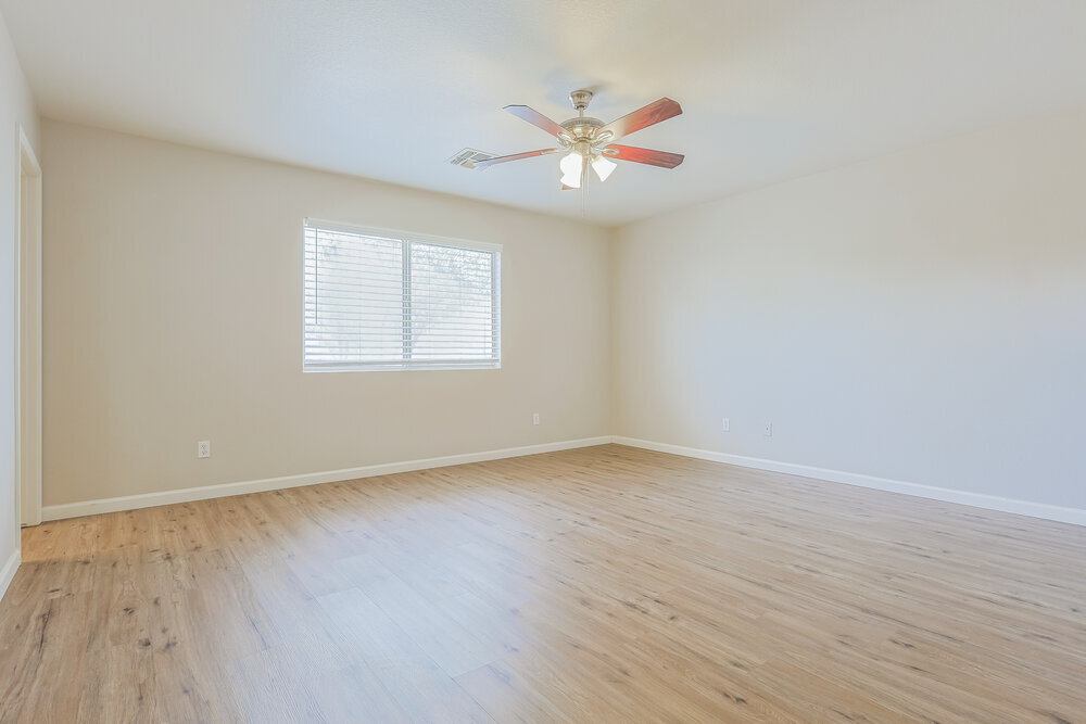 Building Photo - 1055 E Denim Trail