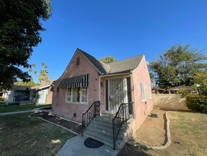 Building Photo - 326-328 Flower Street