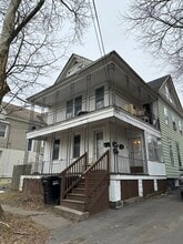 Building Photo - Grumbach Ave