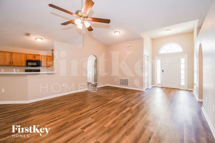 Building Photo - 8153 Misty Meadow Ct N
