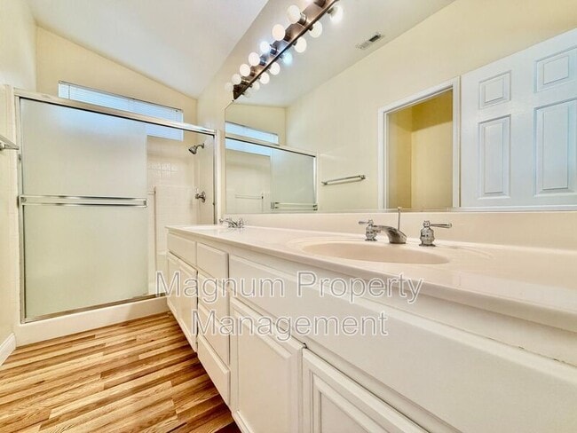 Building Photo - 25100 Calle Viejo