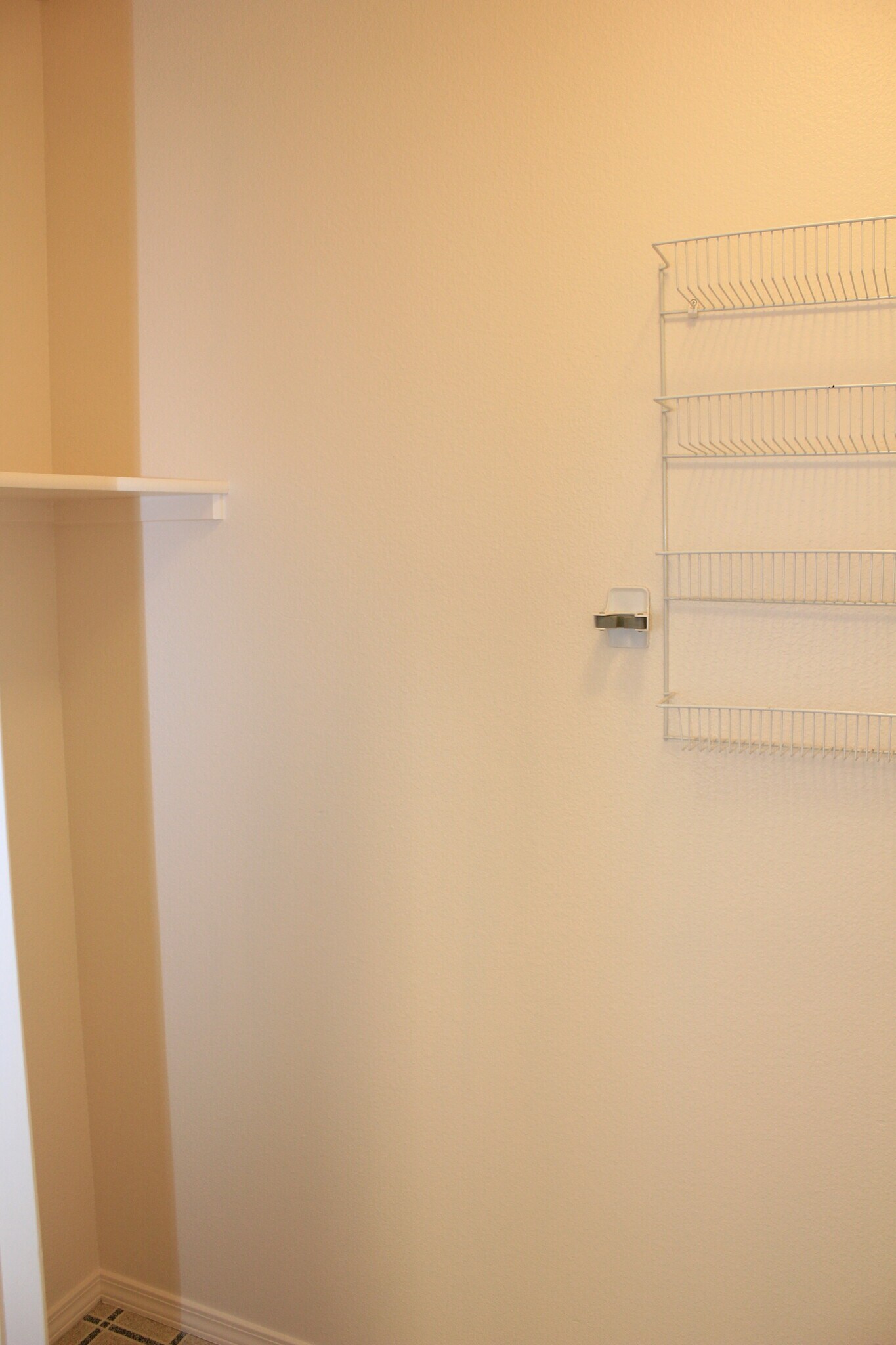 Laundry Room Accommodates Full Size Washer & Dryer - 7626 W Opohonga Ln