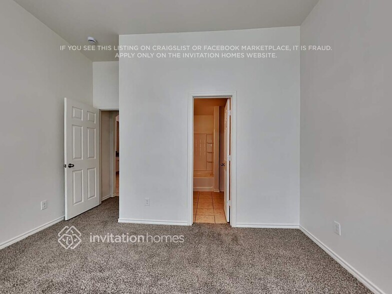 Building Photo - 4964 Galley Cir