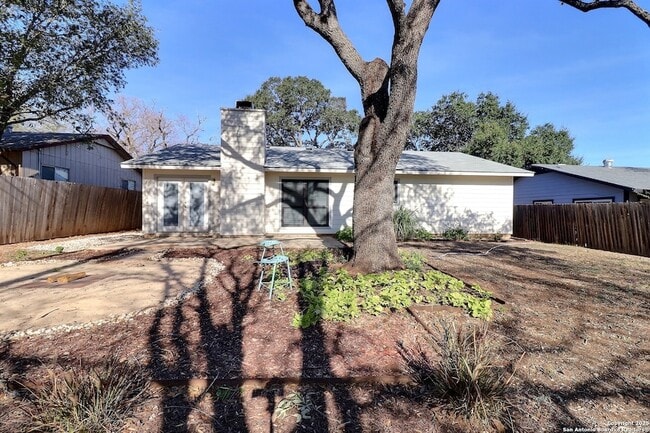 Building Photo - 11025 White Sands St