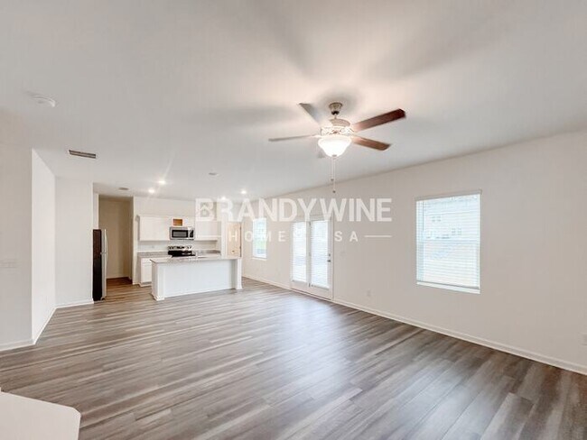 Building Photo - 63 Rowlett Pl