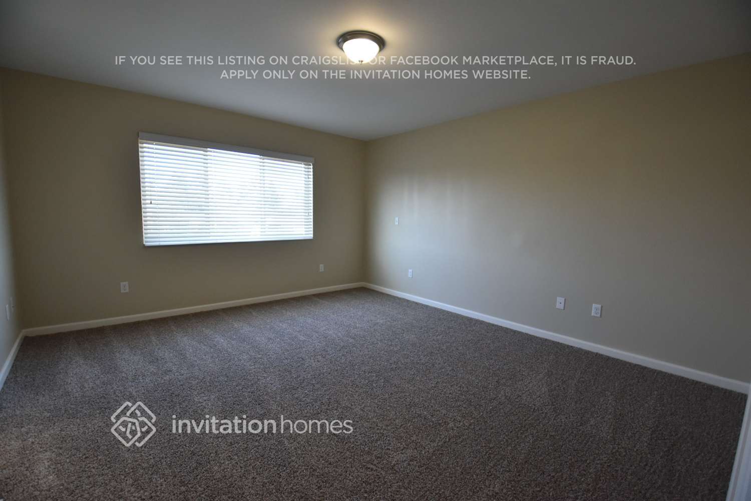 Building Photo - 19124 18th Ave Ct E