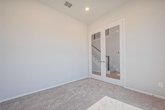 Building Photo - 4046 Colony Ln