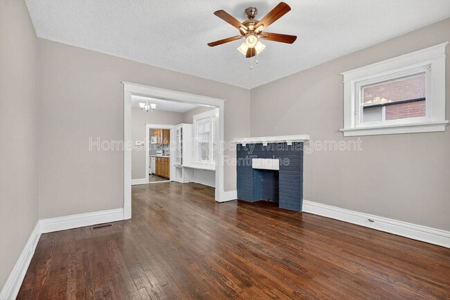 Building Photo - 6716 Crest Ave