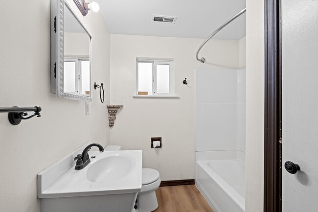 Building Photo - South Hill cute 2 Bed 1 Bath rancher with covered entertaining patio