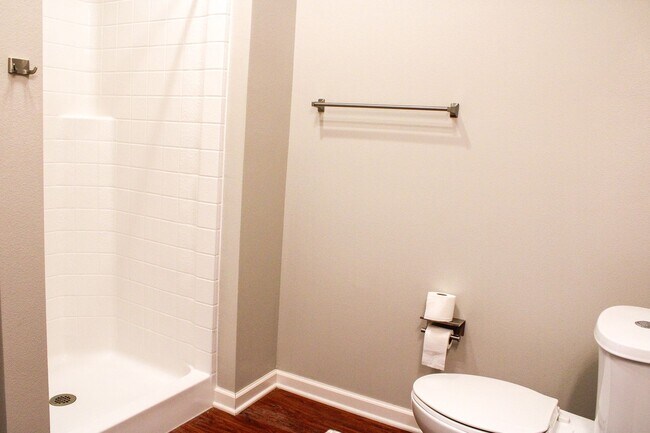 Building Photo - 3201 Redhawk St