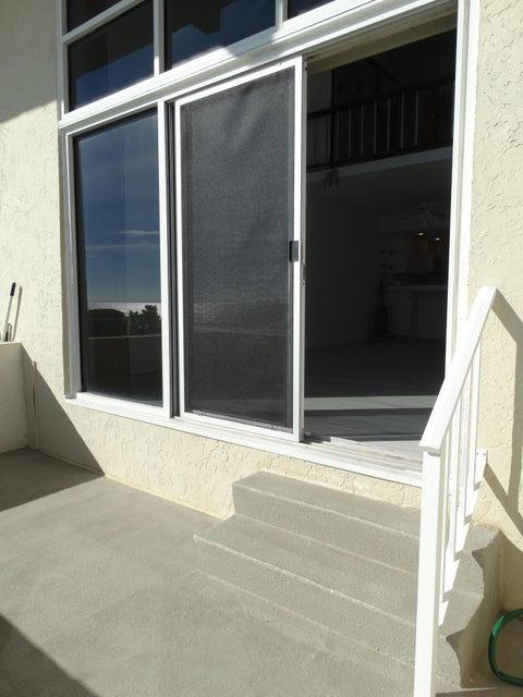 Building Photo - 5050 Ocean Beach Blvd