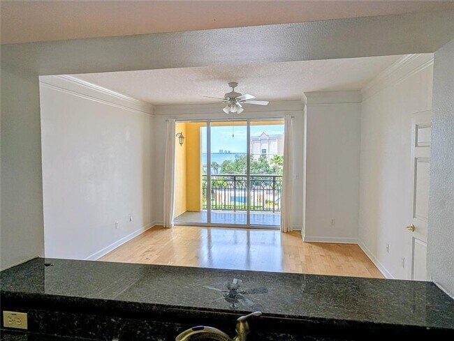 Building Photo - 345 Bayshore Blvd