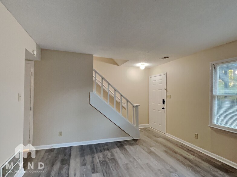 Building Photo - 1501 Gorman St