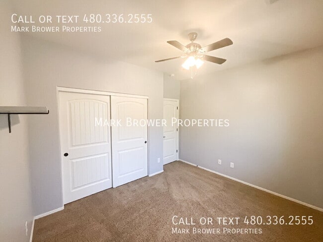 Building Photo - 724 W Dragon Tree Ave