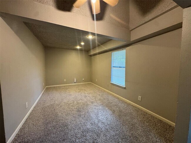 Building Photo - 5007 Heflin Ln