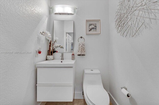 Building Photo - 773 SW 120th Ave