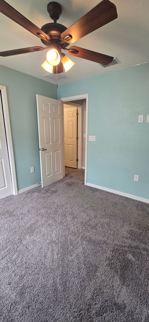 Building Photo - Welcome to your new home in Chapel Creek!