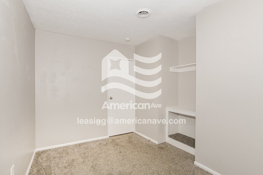 Building Photo - 16 Sillman Ct