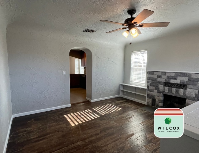 Building Photo - Residential Rental Property Located in Far...