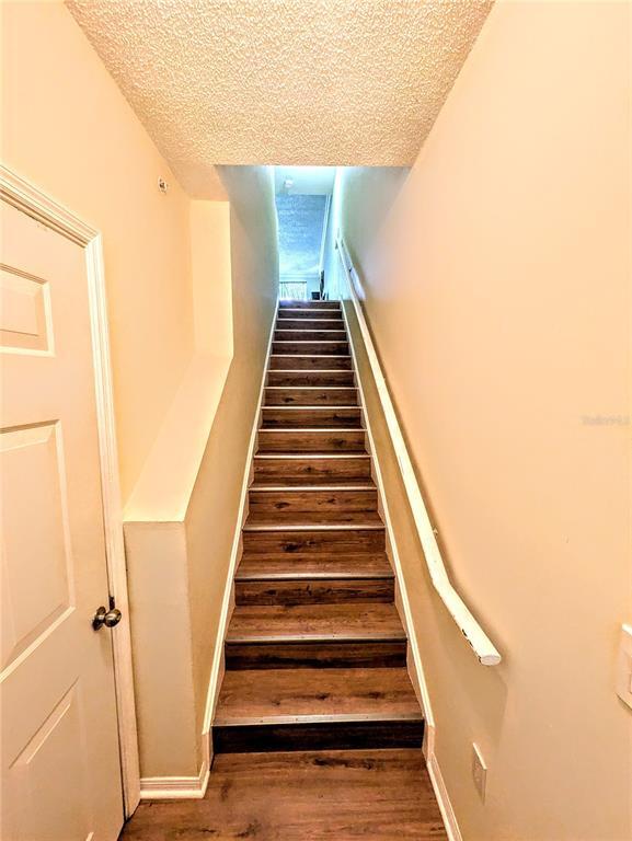 Building Photo - 5711 Bentgrass Dr