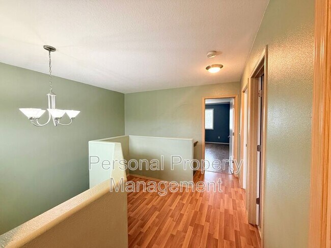 Building Photo - 5602 NE 64th Street