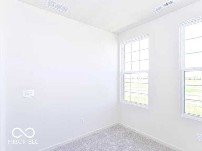 Building Photo - 1740 Blenker Dr