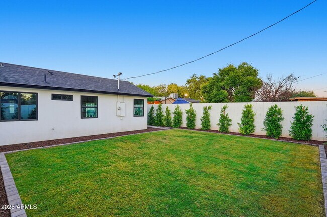 Building Photo - 2315 N 42nd St