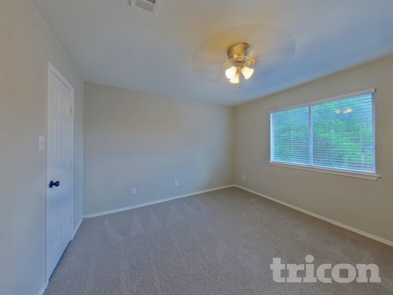 Building Photo - 5604 Nacona Dr