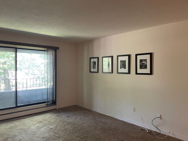 Building Photo - Updated Condo with Modern Comfort & Resort...