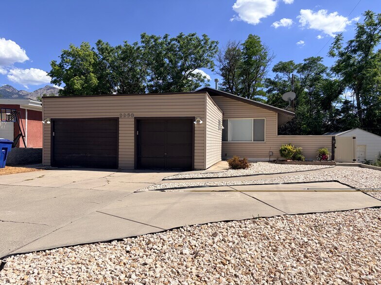 Building Photo - 2258 E Claybourne Ave