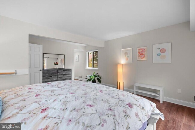 Building Photo - 11310 Harborside Cluster