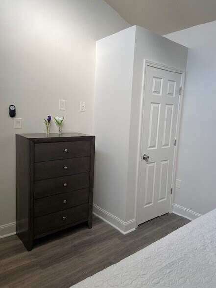 second bedroom - 1765 Coliseum St
