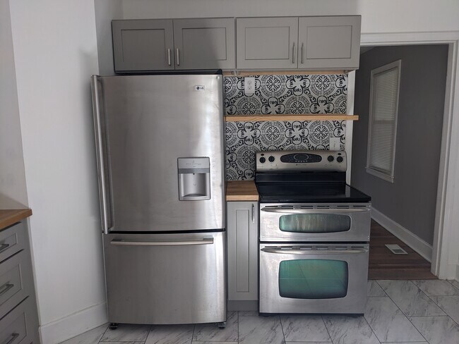 Building Photo - 1316 Sewanee Dr