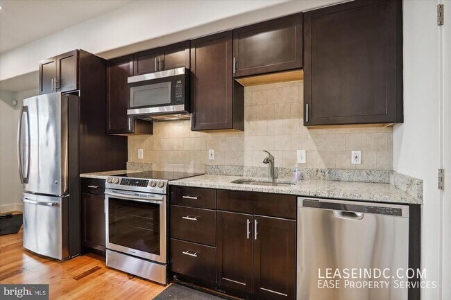 Building Photo - 515 N Street NW-#2