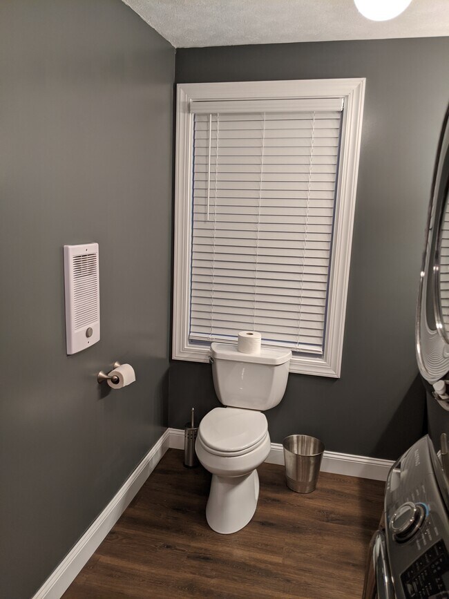 Bathroom - 1672 Lacey Spring Rd