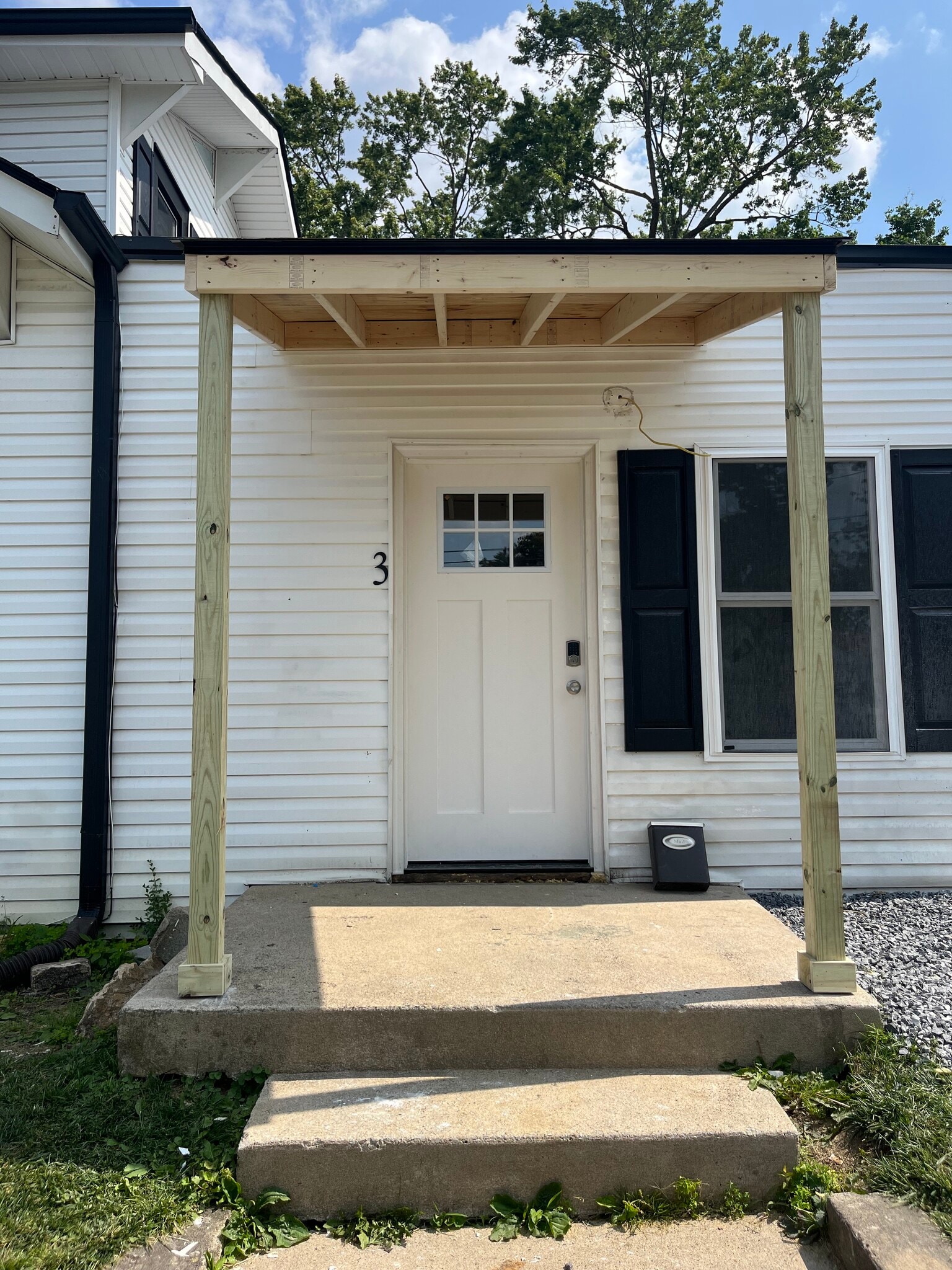 Covered front porch - 166 18th St