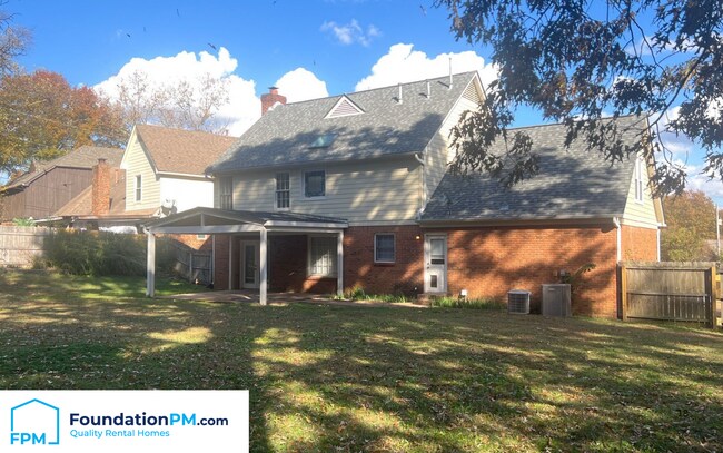 Building Photo - 8653 Chris Suzanne Cir