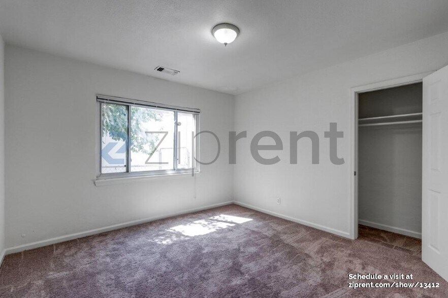 Building Photo - 3809 12th Ave