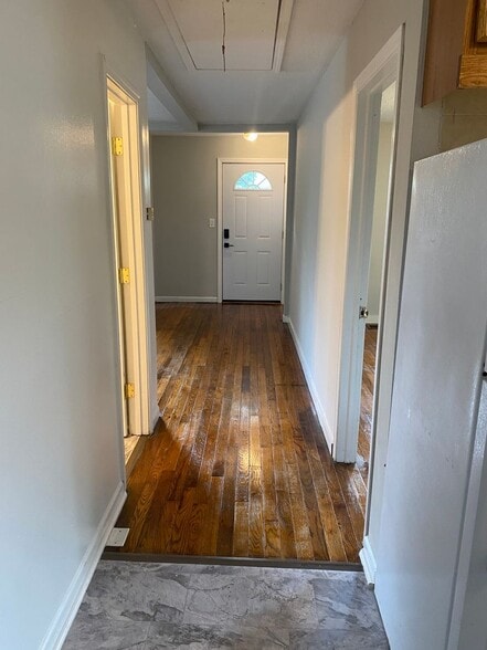 Building Photo - 714 S 31st St