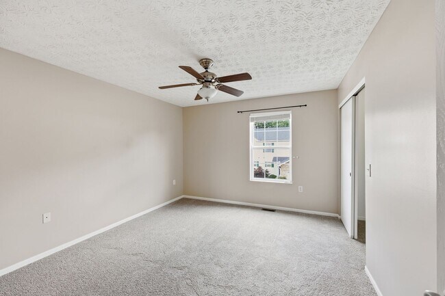 Building Photo - 4659 Parrau Dr