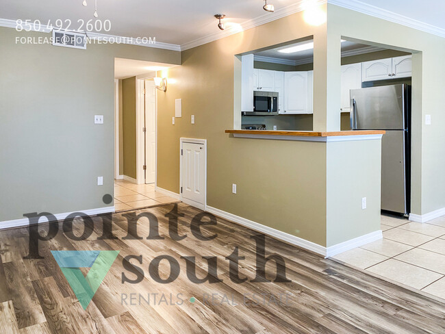 Building Photo - Bayview Terrace off Scenic Hwy!