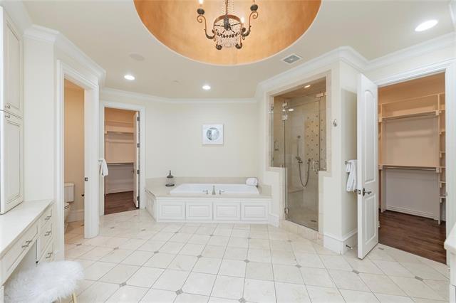 Building Photo - 4311 Brookview Dr