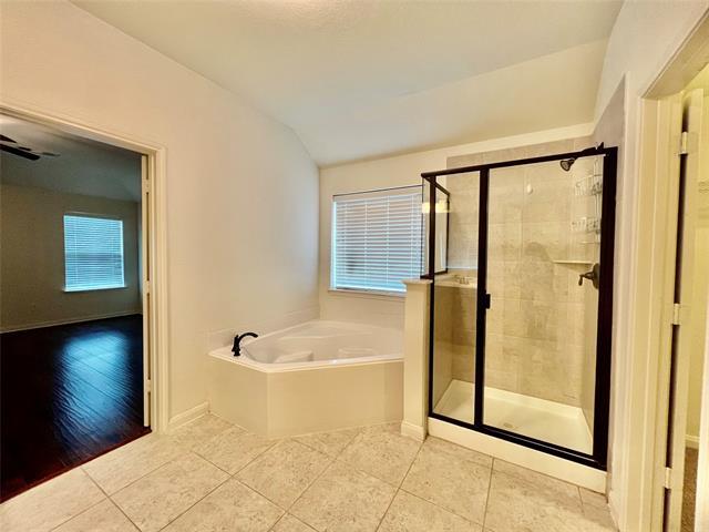 Building Photo - 2421 Fall Leaf Ct