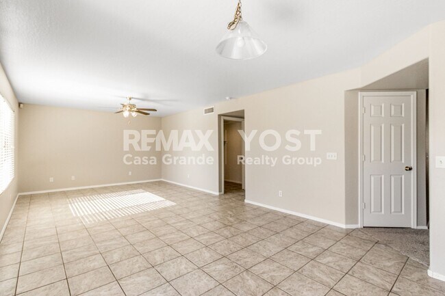 Building Photo - Room to relax and space to entertain with $500 off the first months rent